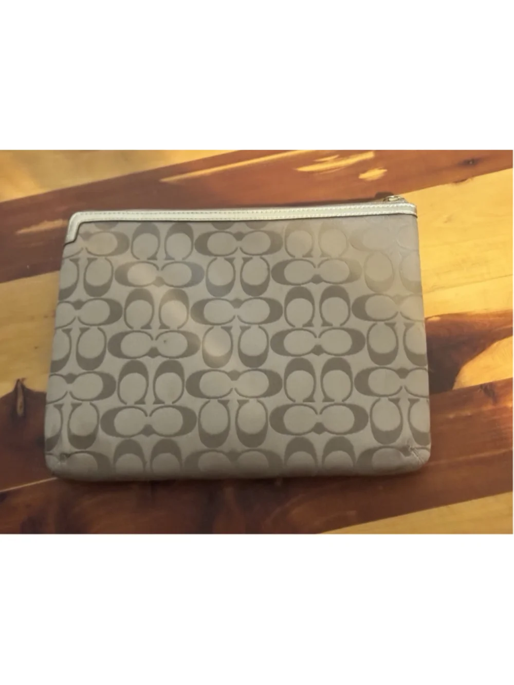 Coach Tablet Sleeve Signature iPad Zip Case Daisy Poppy Applique Khaki Brown